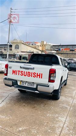 ميتسوبيشي L200